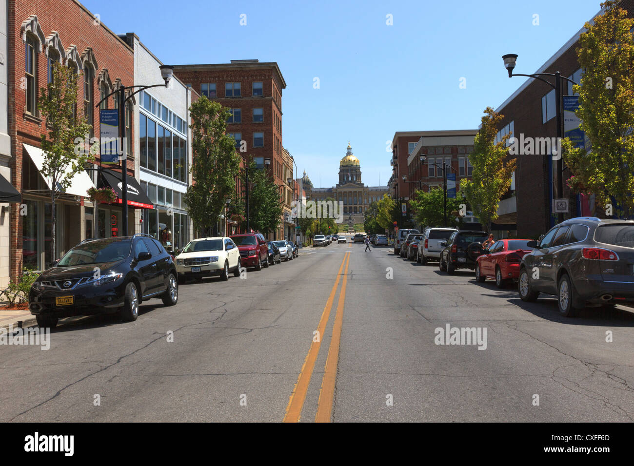 Locus Street in downtown Des Moines leading to Iowa state capitol building or statehouse Stock Photo