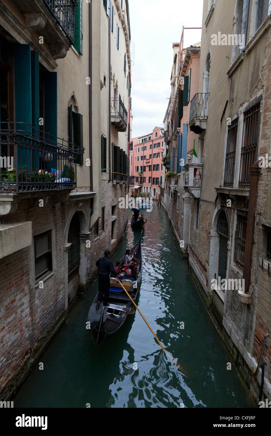 Gondola on narrow canal hi-res stock photography and images - Alamy
