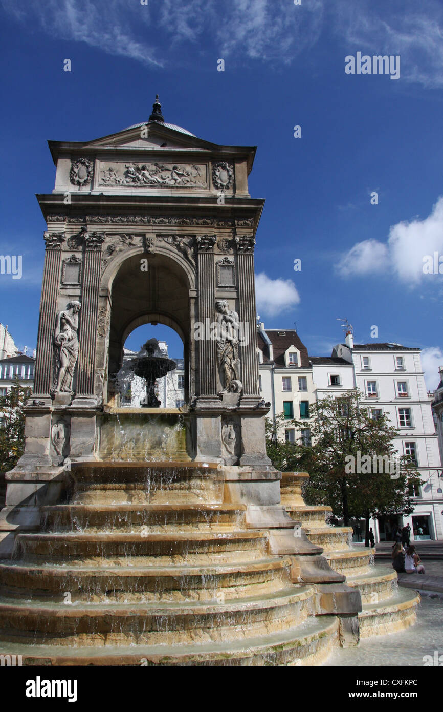 Fountain in Paris Stock Photo Alamy