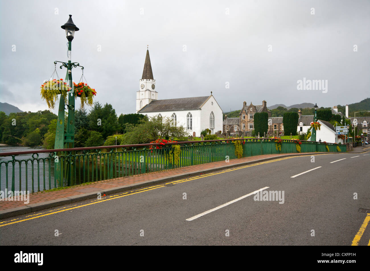 Dalginross Bridge Over The River Earn and The White Church Community ...