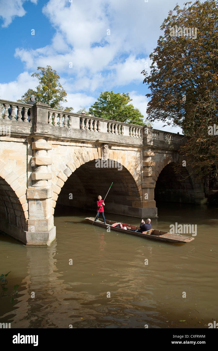 Punting on River Cherwell in Oxford England UK Magdalen Bridge Stock Photo