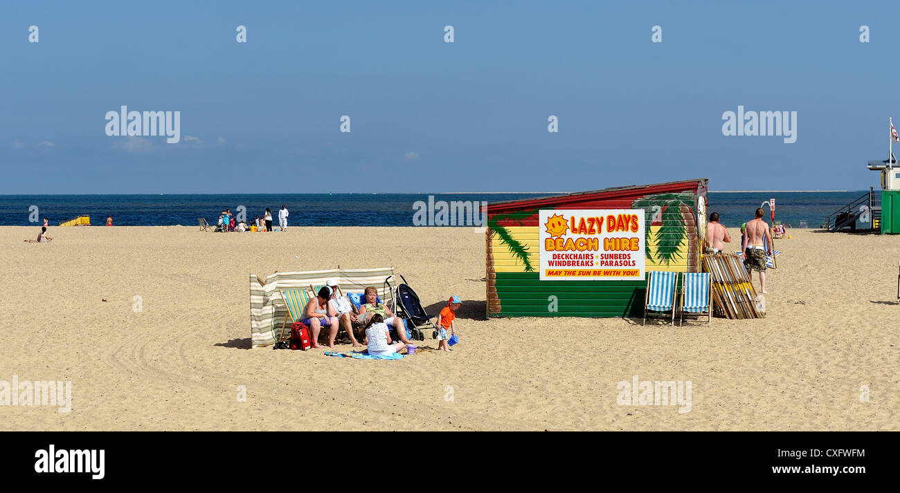 Lazy days beach hire yarmouth norfolk england uk Stock Photo