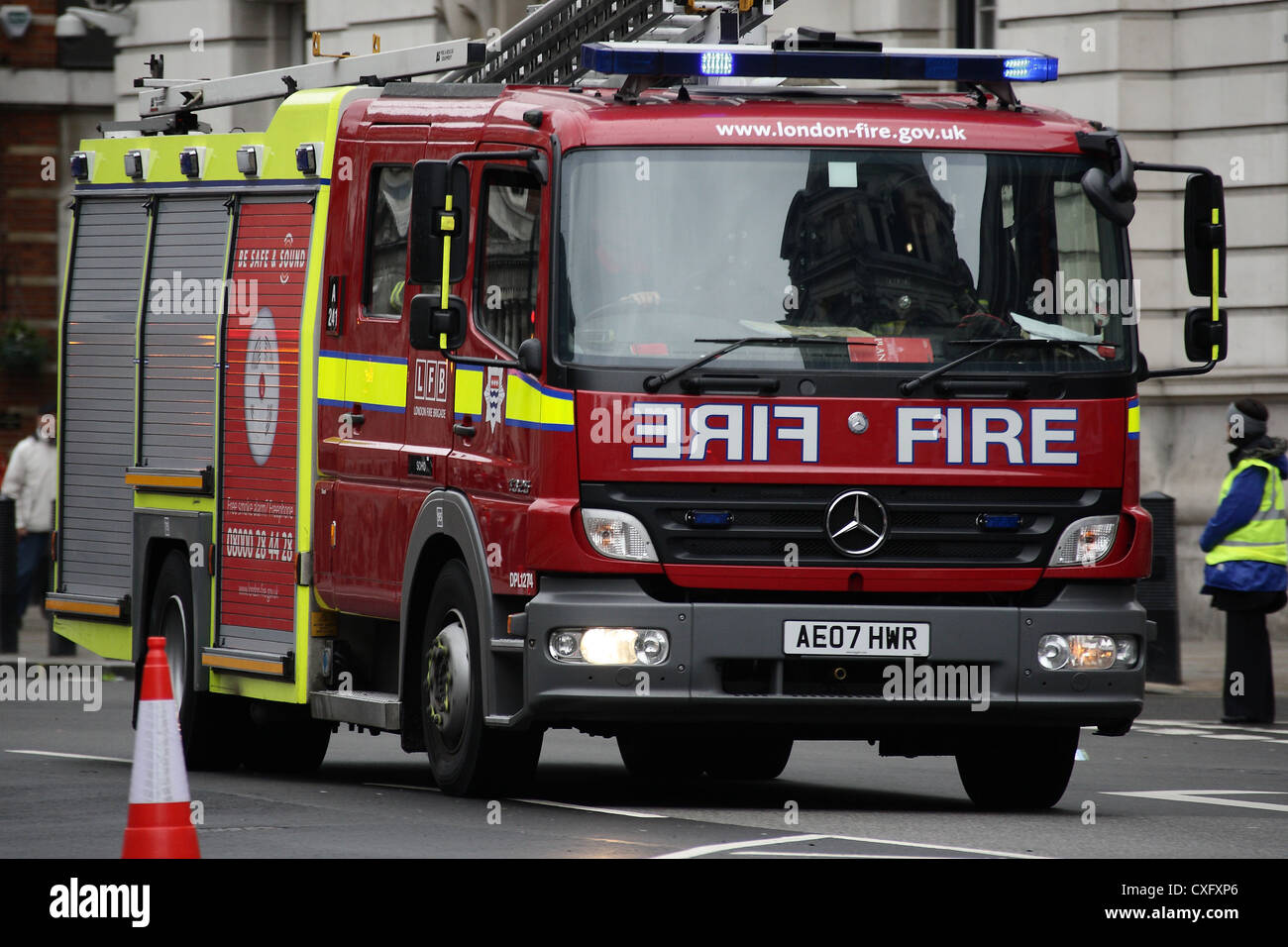 Lfb mercedes atego fire engine hi-res stock photography and images - Alamy