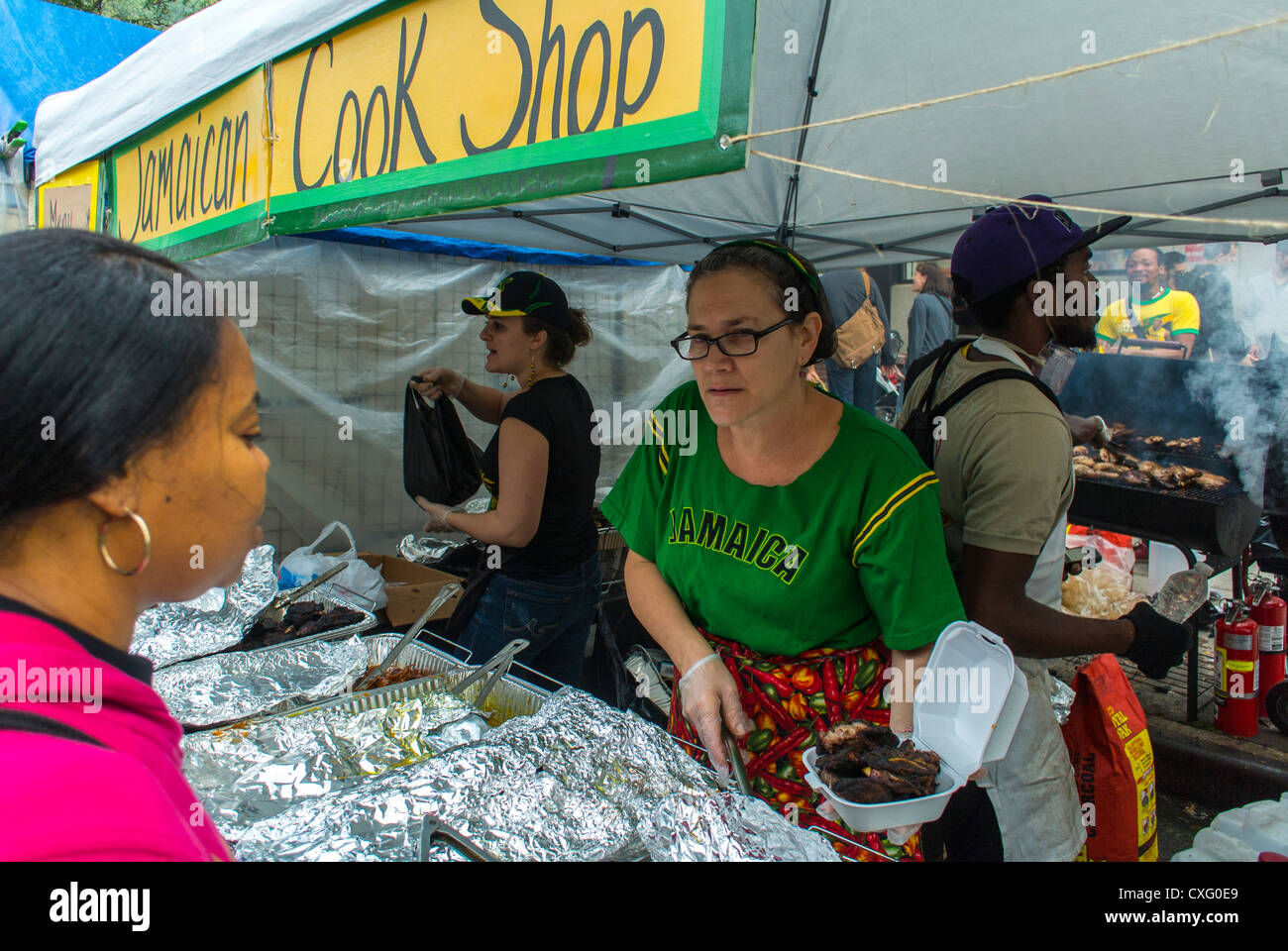New York, NY, USA, Woman Shopping at Jamaican Street Food Stall, at the