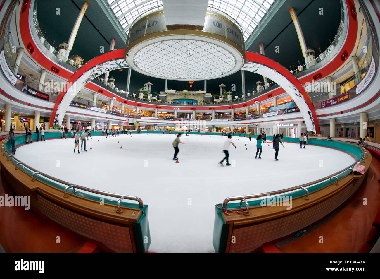 Lotto World Indoor Ice Skating Rink, Seoul Korea Stock Photo Alamy