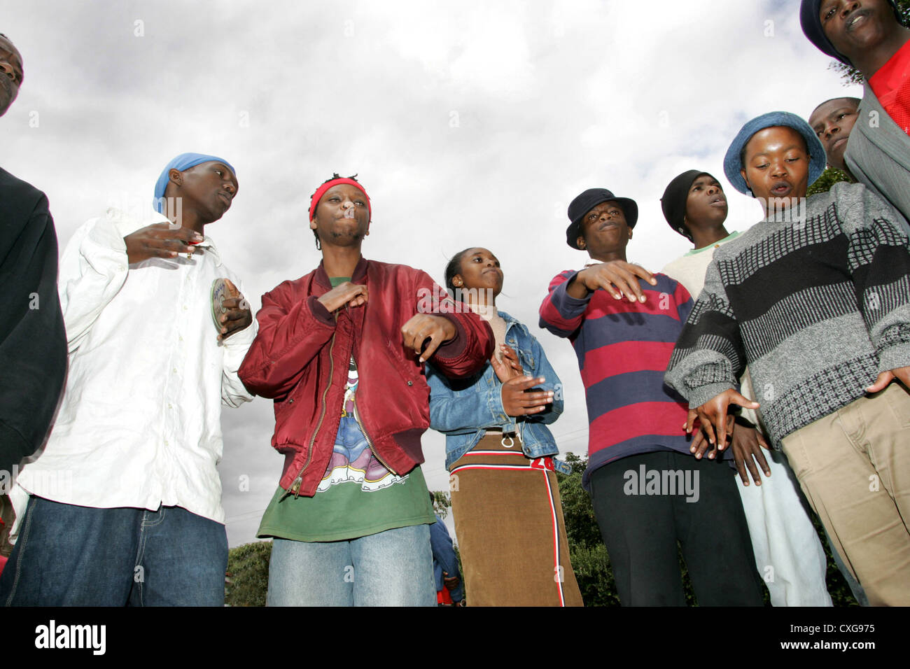 Slum rap group stand hi-res stock photography and images - Alamy