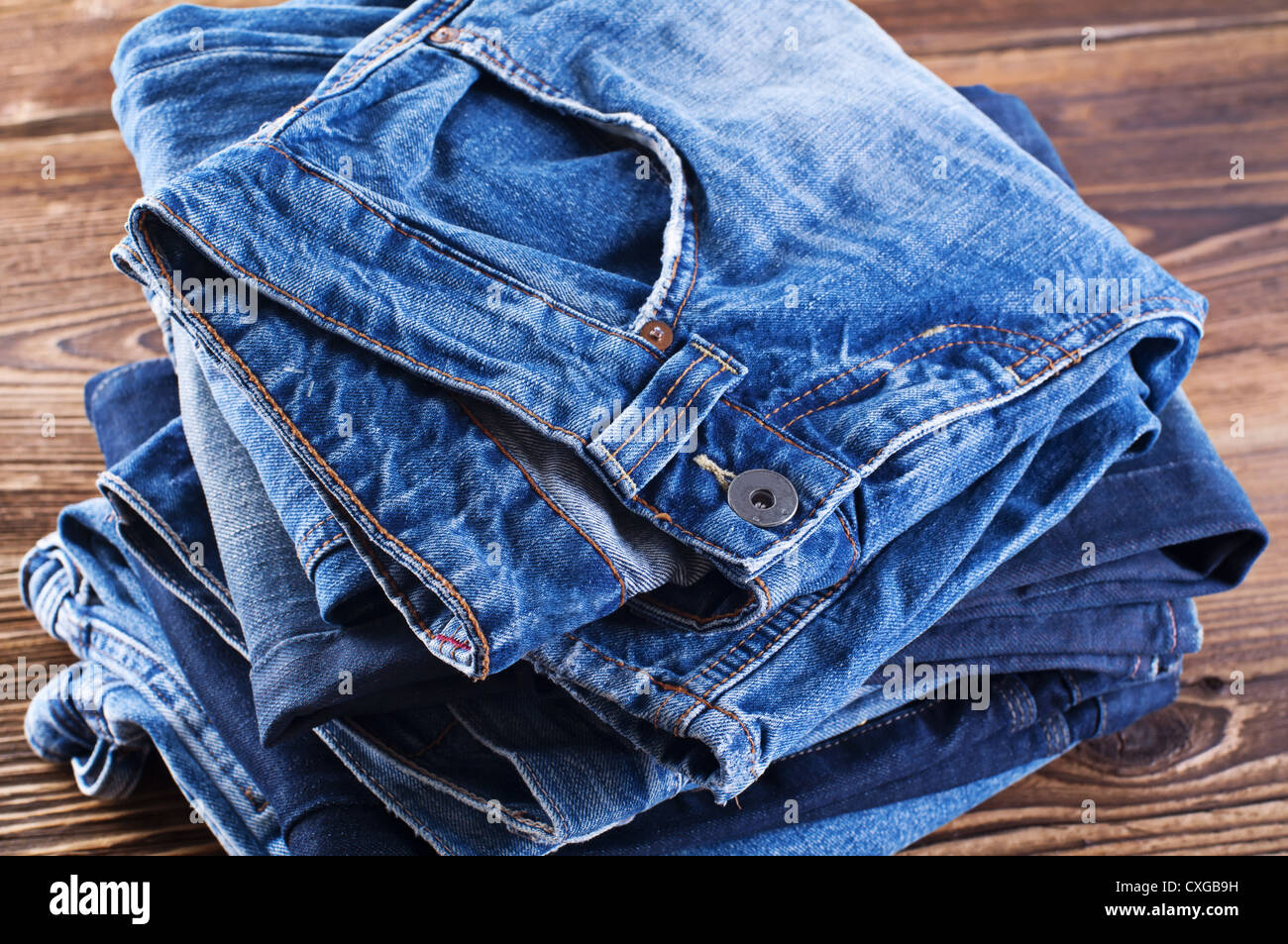 Jeansstoff hi-res stock photography and images - Alamy