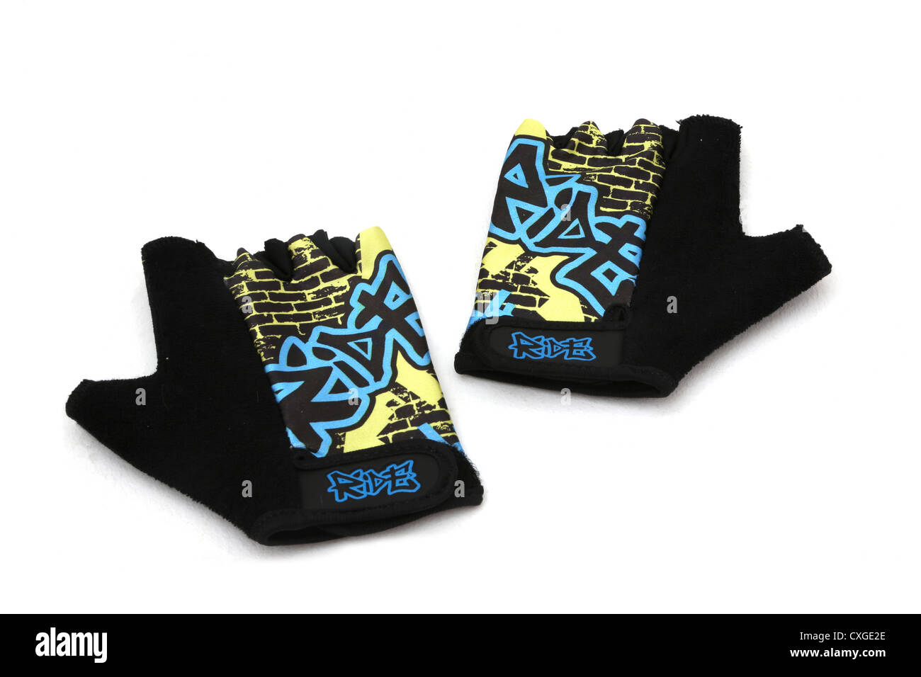 A Pair Of Ride Fingerless Sports Gloves Stock Photo Alamy