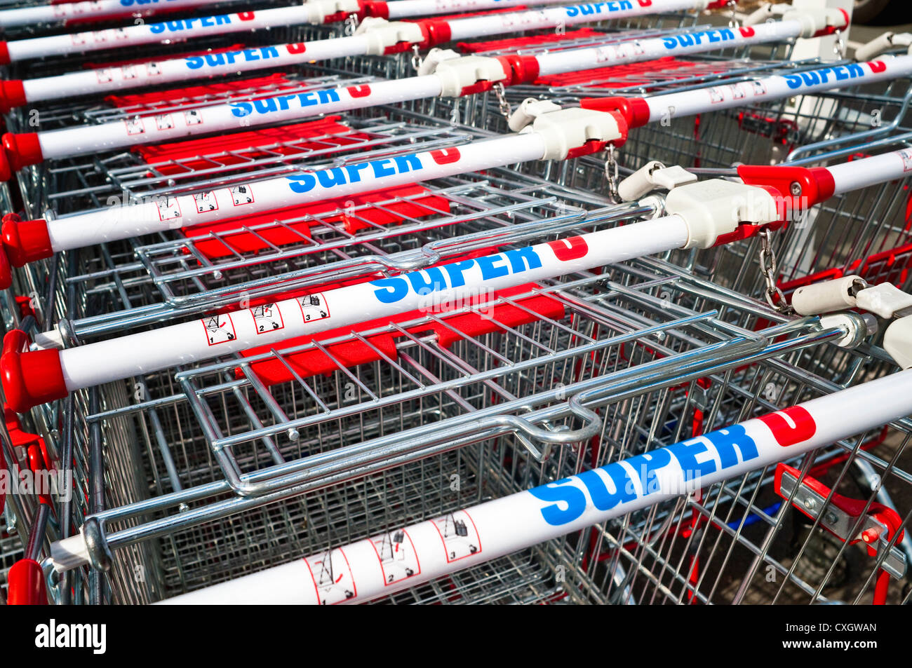 Caddies supermarket hires stock photography and images Alamy