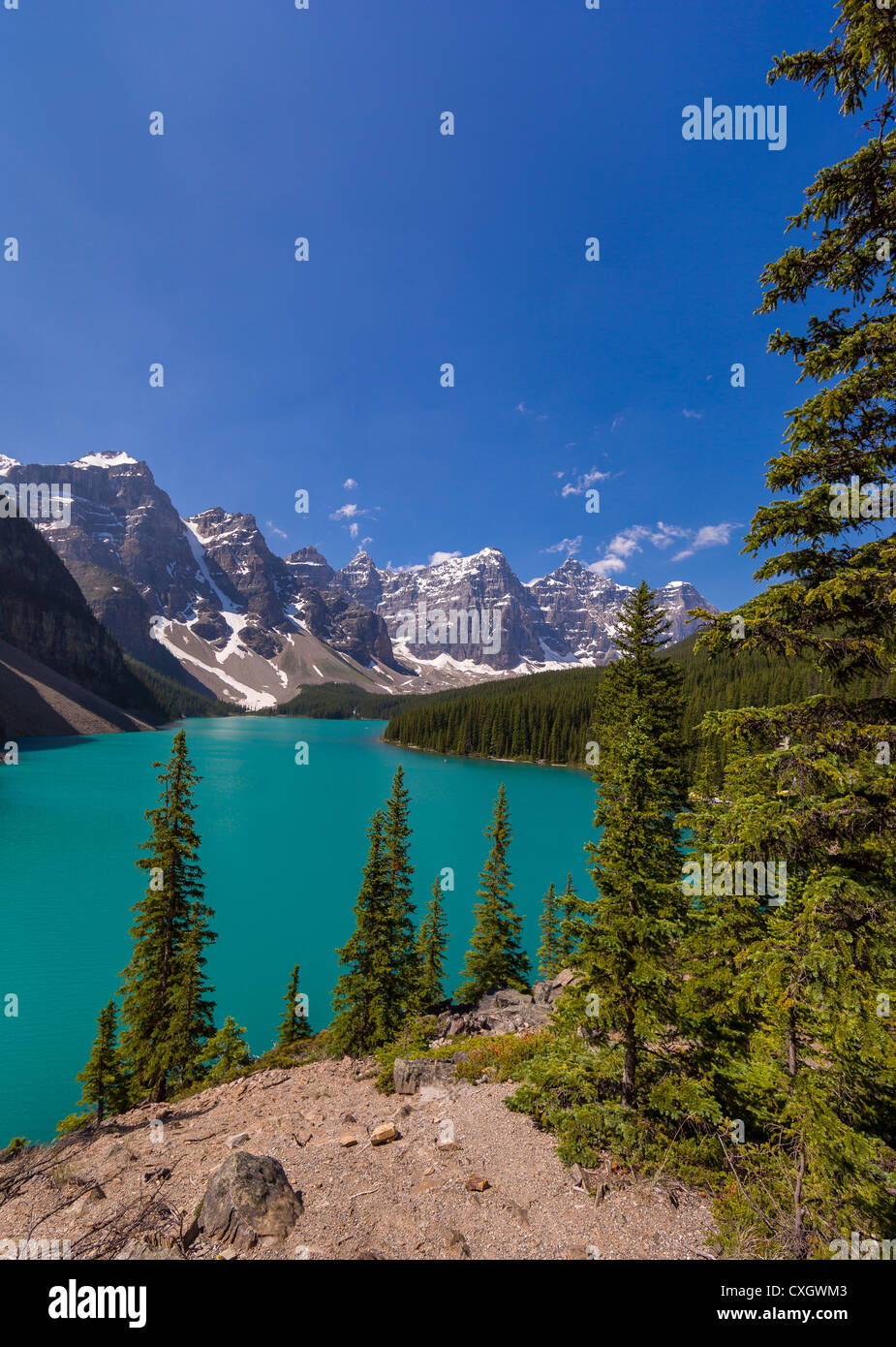 ALBERTA, CANADA Moraine Lake, a glacial lake in Banff National Park Stock Photo Alamy
