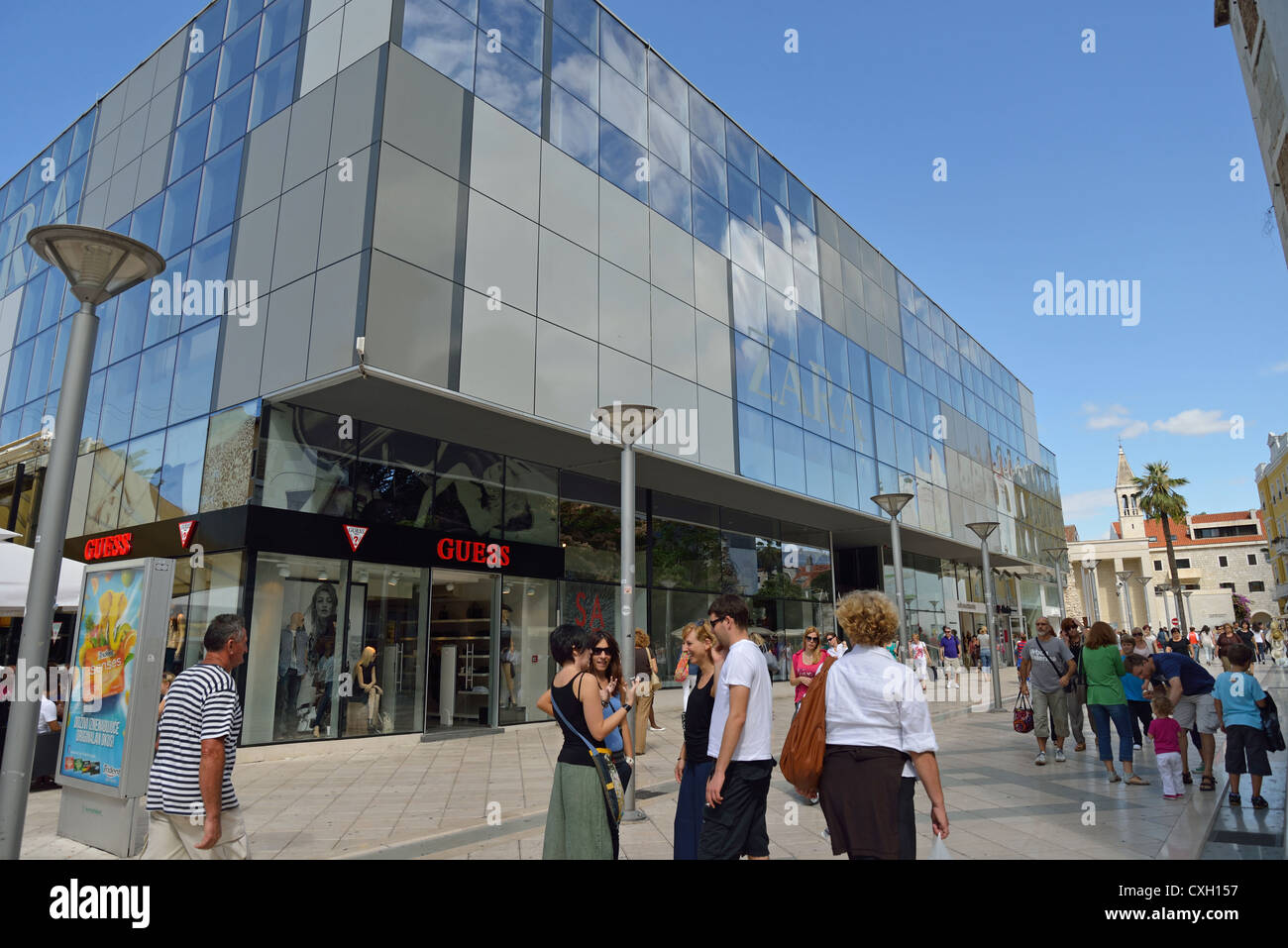 Zara and Guess stores, Marmontova, Old Town, Split, Split-Dalmatia Stock  Photo - Alamy