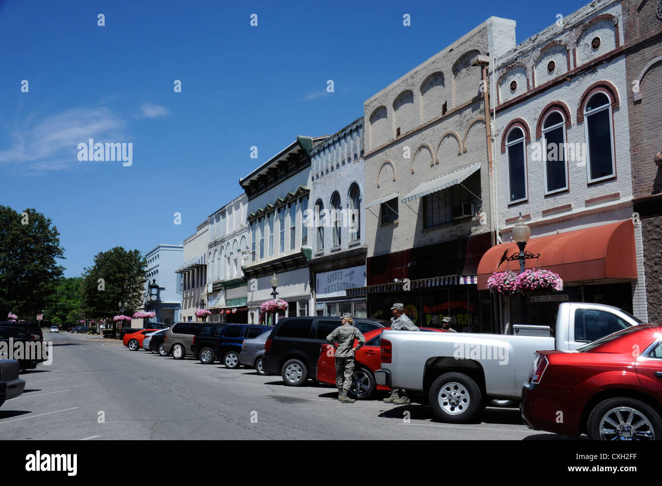 East Main Cross Street of downtown Edinburgh, Indiana Stock Photo Alamy