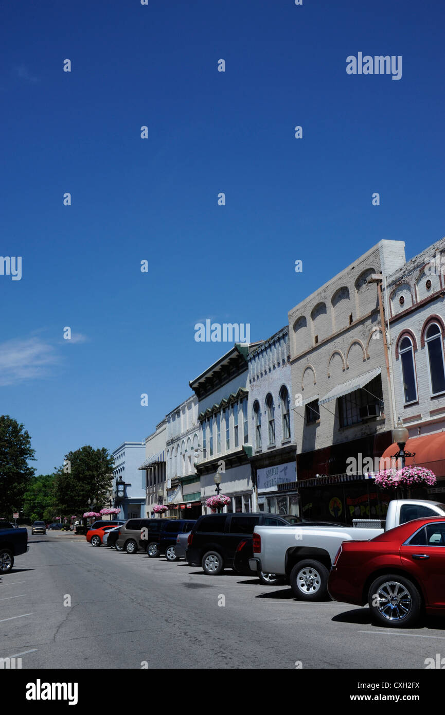 East Main Cross Street of downtown Edinburgh, Indiana Stock Photo Alamy