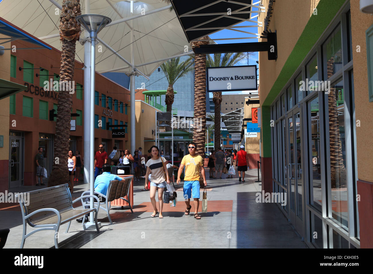 Premium outlets las vegas hi-res stock photography and images - Alamy