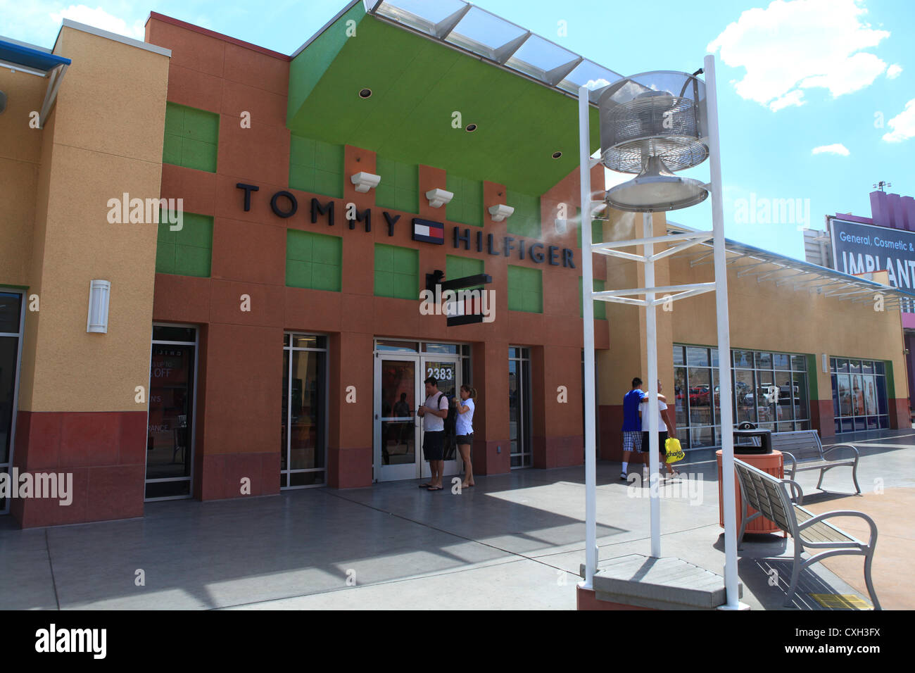 Outside Tommy Hilfiger store Las Vegas North Premium Outlets Shopping Mall,  Las Vegas, Nevada, US Stock Photo - Alamy