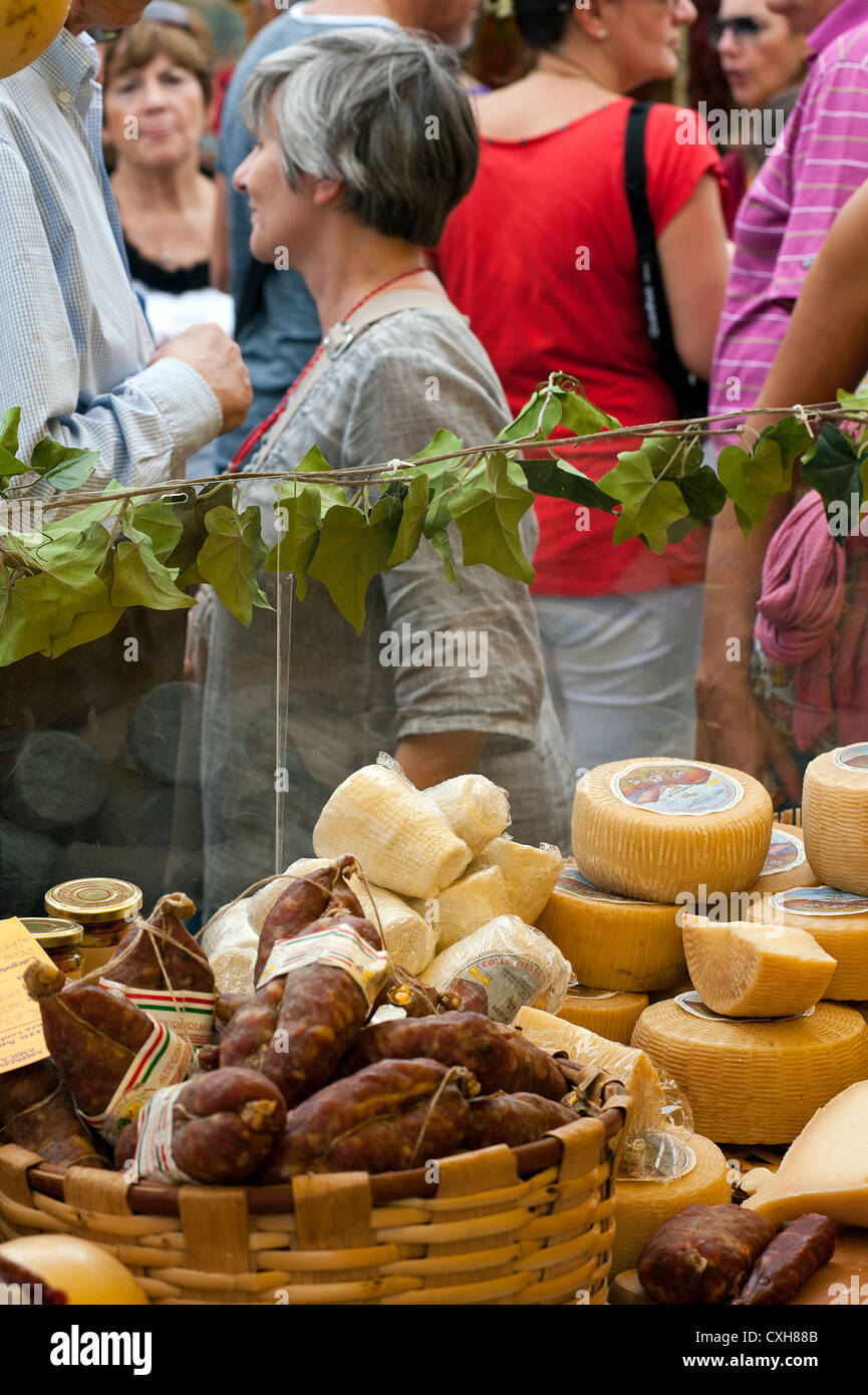 Farmers' Market at Circo Massimo, Rome, Italy Stock Photo - Alamy