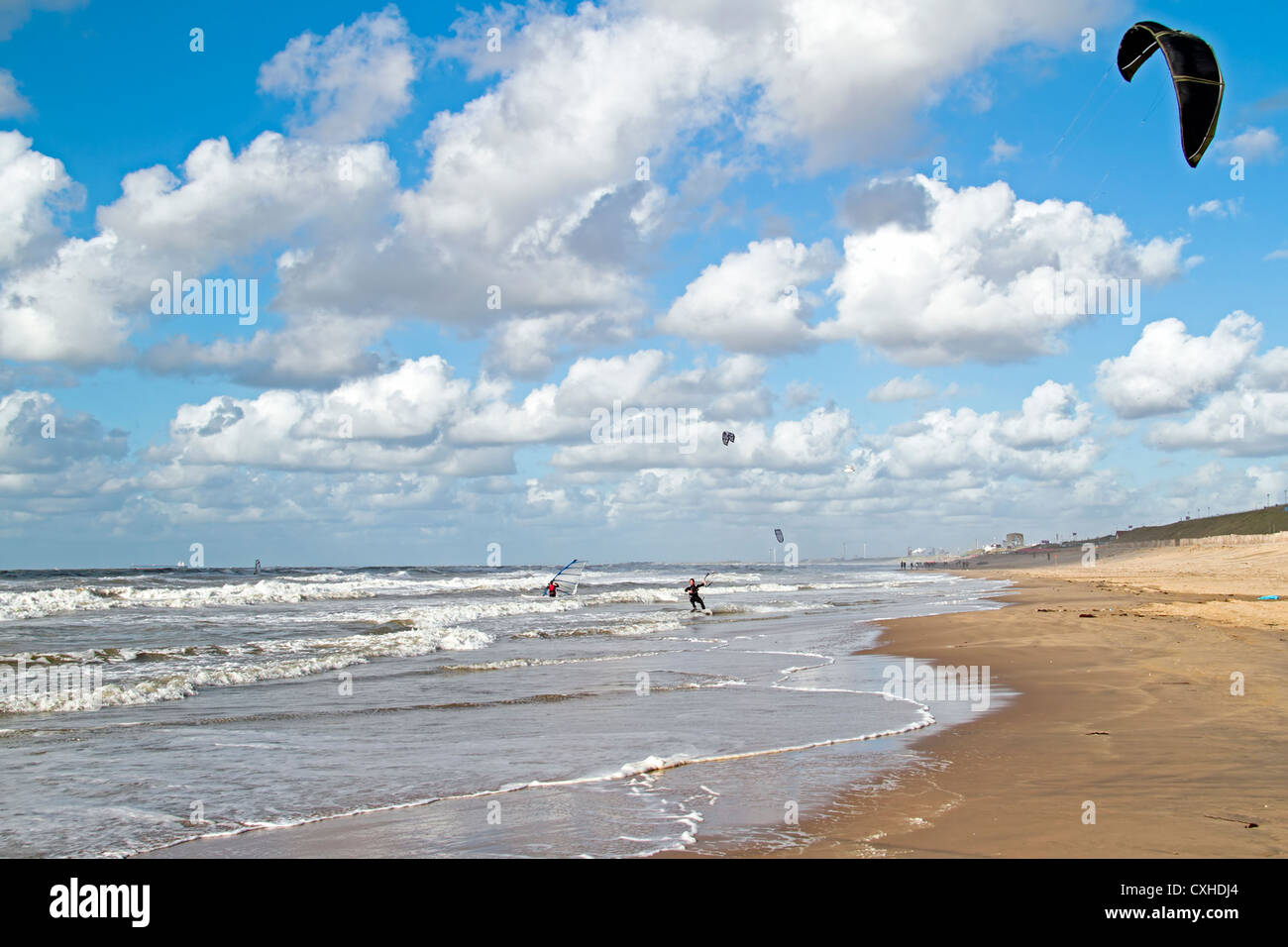 Kite surfing at Zandvoort aan Zee in the Netherlands Stock Photo Alamy