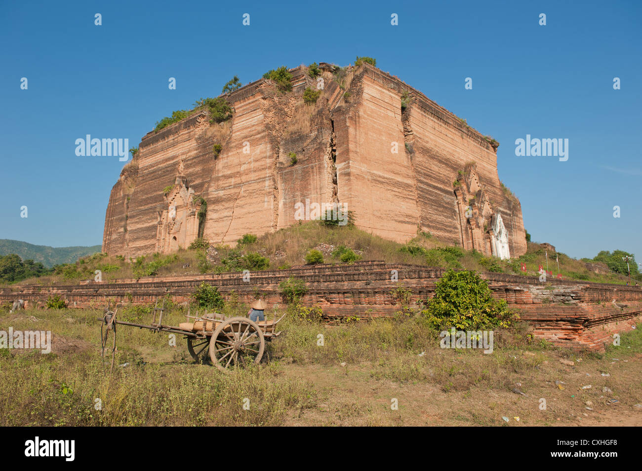 Ruined Mingun Temple, Myanmar Stock Photo