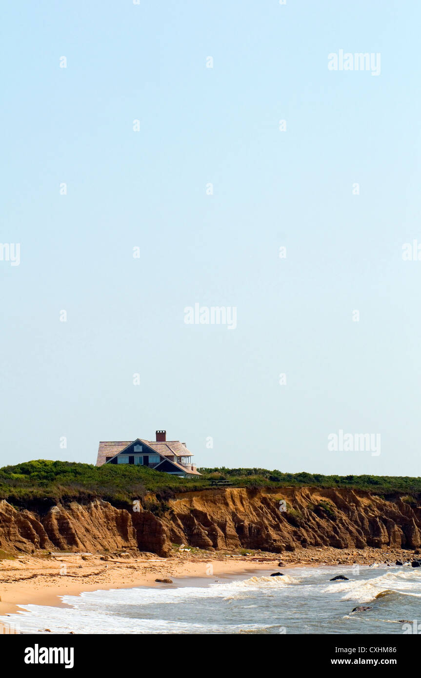 mansion beach house over cliffs beach Montauk Long Island New York the Atlantic Ocean Stock Photo