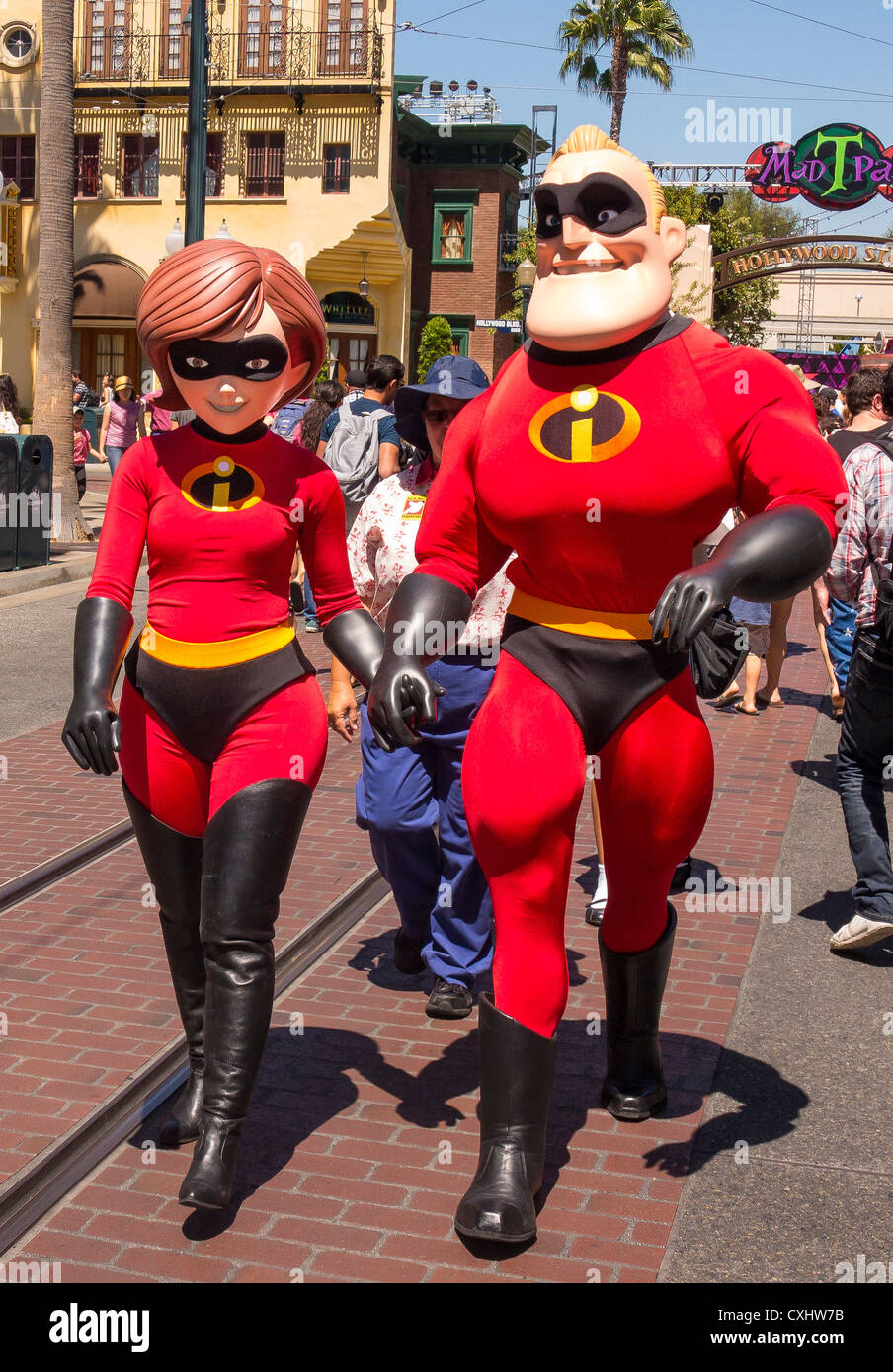 ANAHEIM, CALIFORNIA, USA - Mr. and Mrs. Incredible Disney characters at California Adventure Park amusement park. Stock Photo