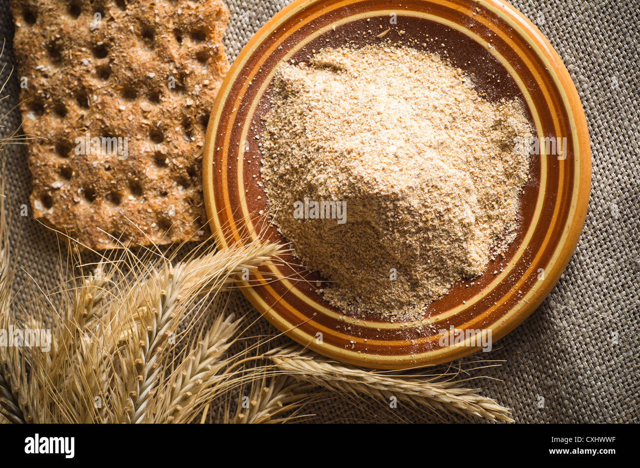 Wholemeal flour hires stock photography and images Alamy