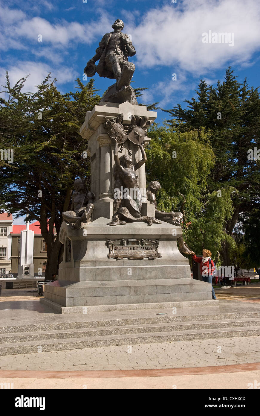 Elk198-4029v Chile, Patagonia, Punta Arenas, Plaza Munoz Gamero, statue of Magellan, model released Stock Photo