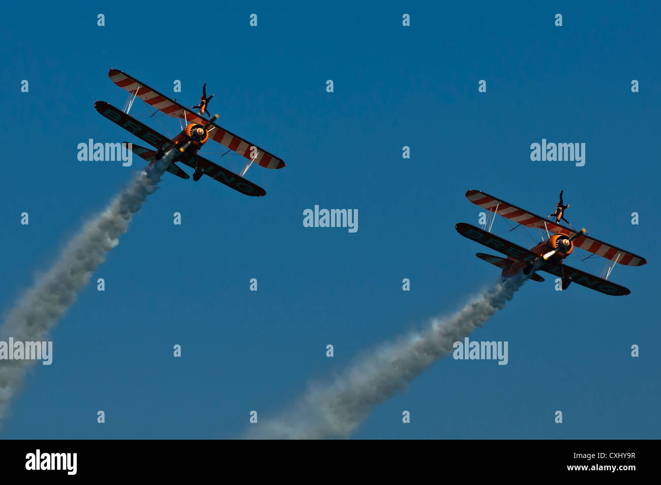 Airplane walkers hires stock photography and images Alamy