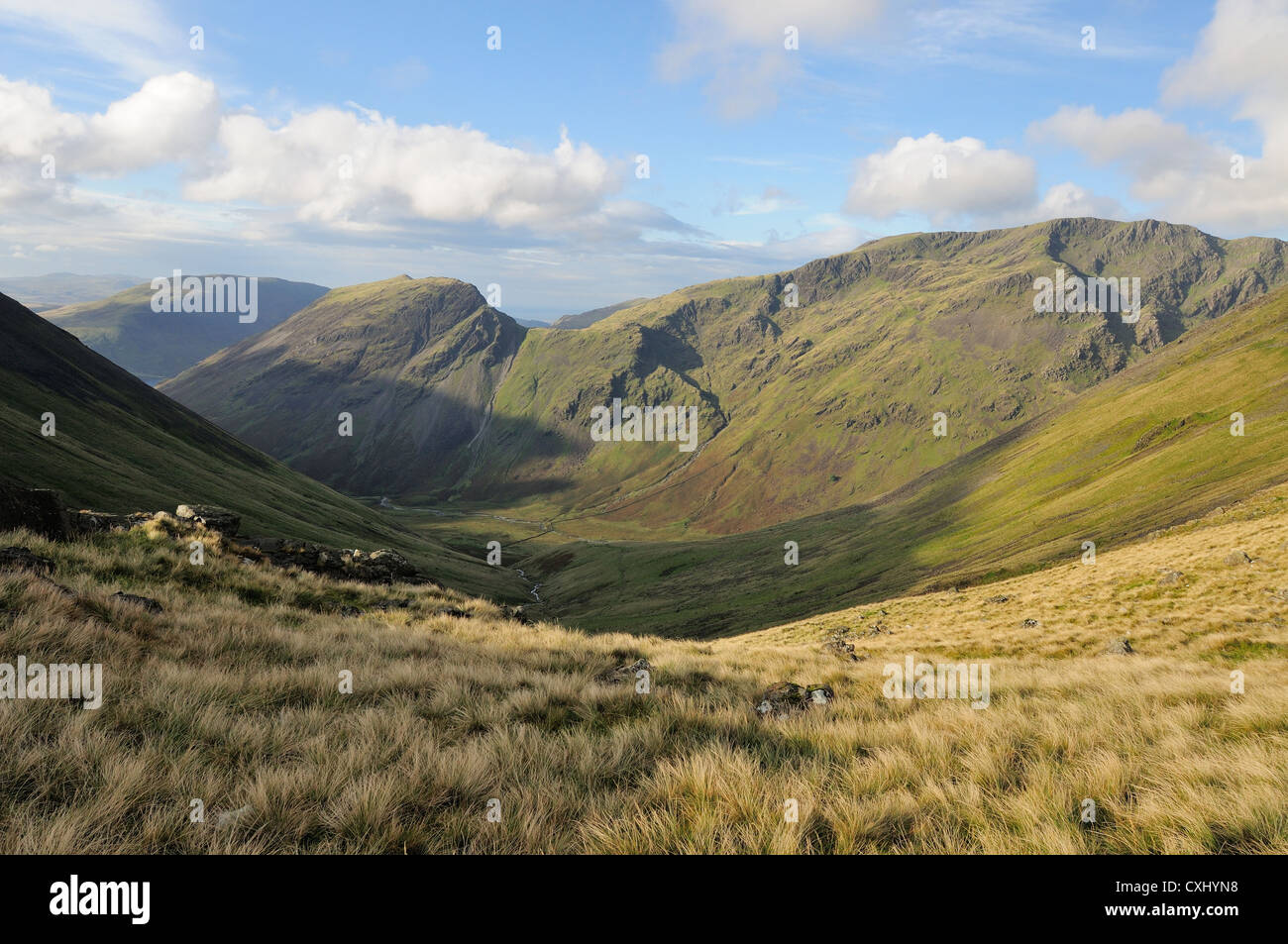 View from Black Sail Pass towards Mosedale, Red Pike and Yewbarrow in the English Lake District Stock Photo