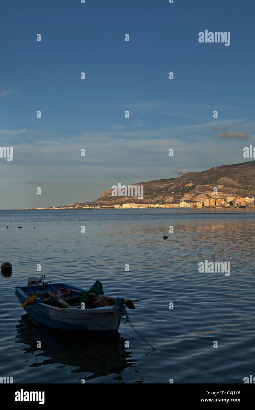 Old wooden rowing boats on hi-res stock photography and images - Alamy