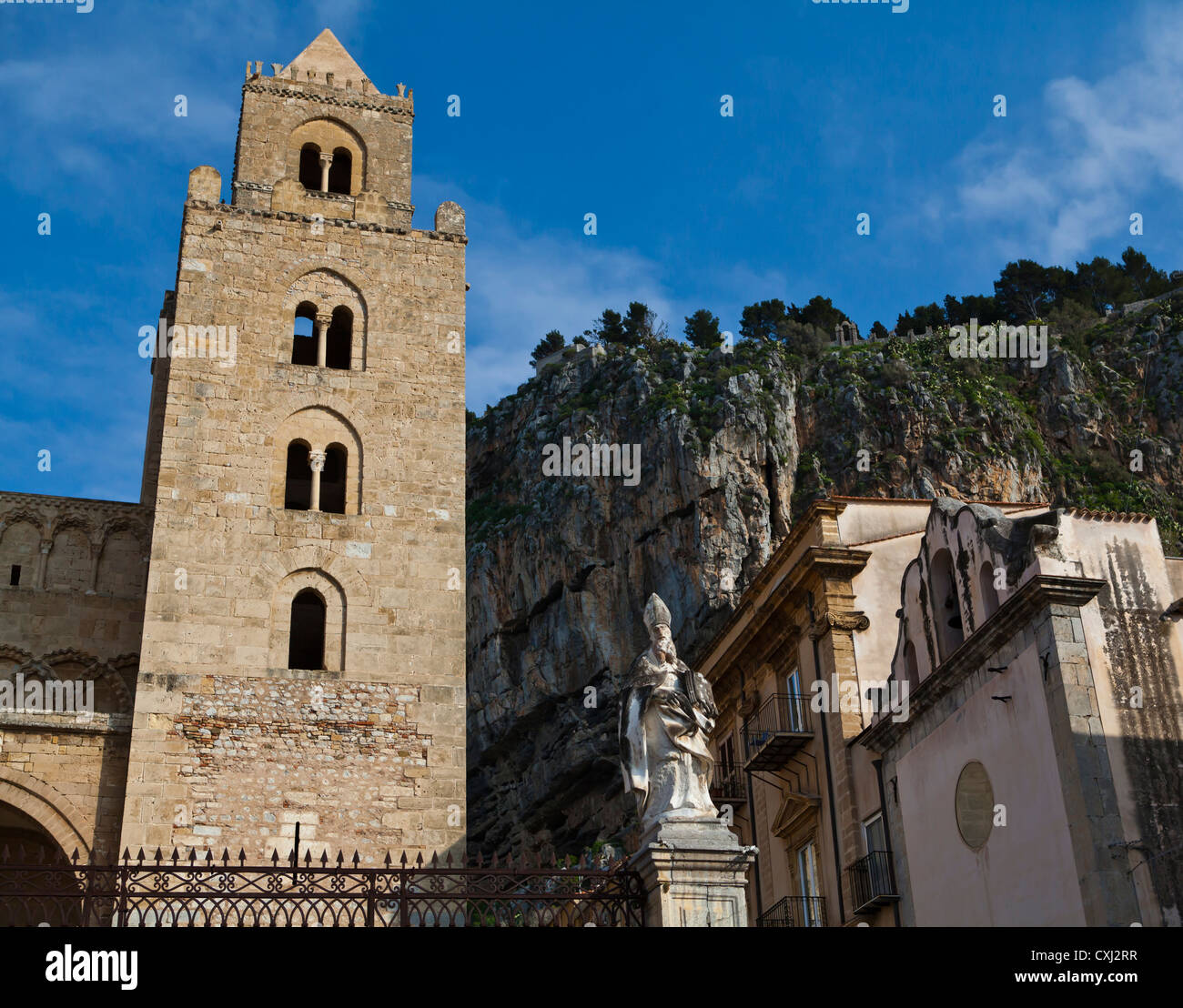 Cefalu history hi-res stock photography and images - Alamy