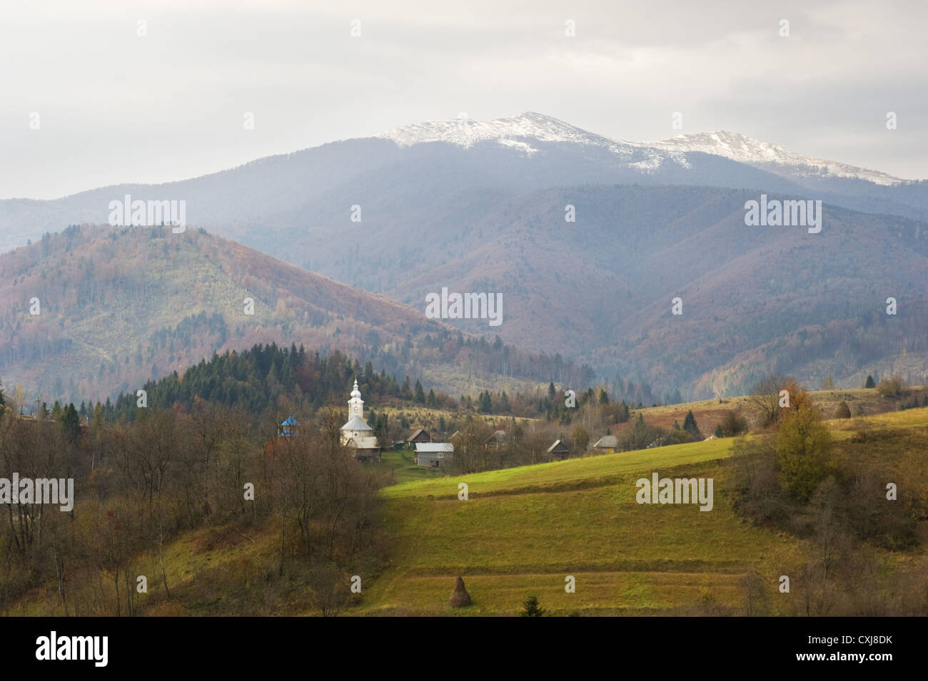village in Carpathian mountains Stock Photo - Alamy