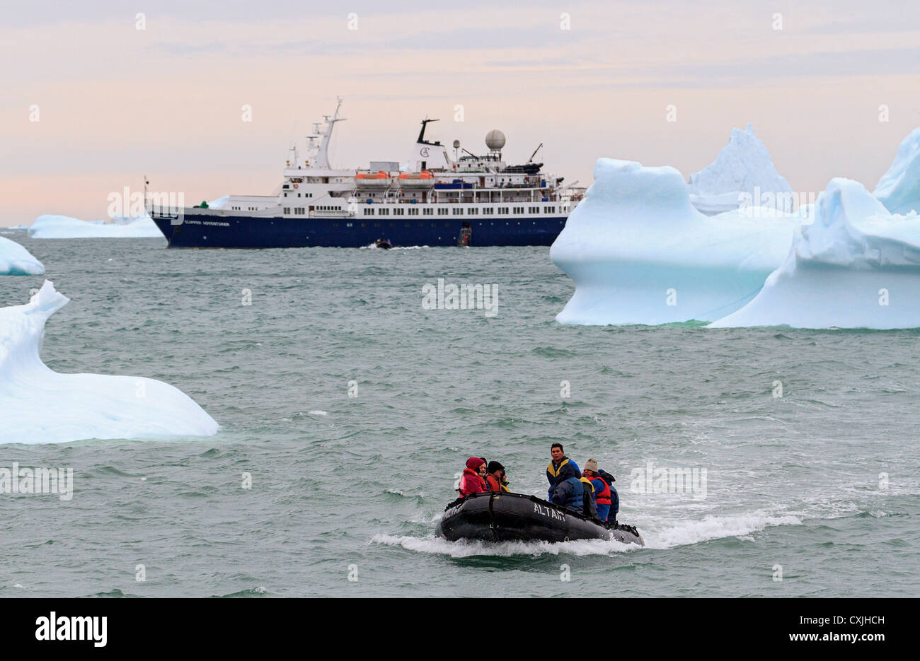 Zodiac cruise from cruise ship hires stock photography and images Alamy