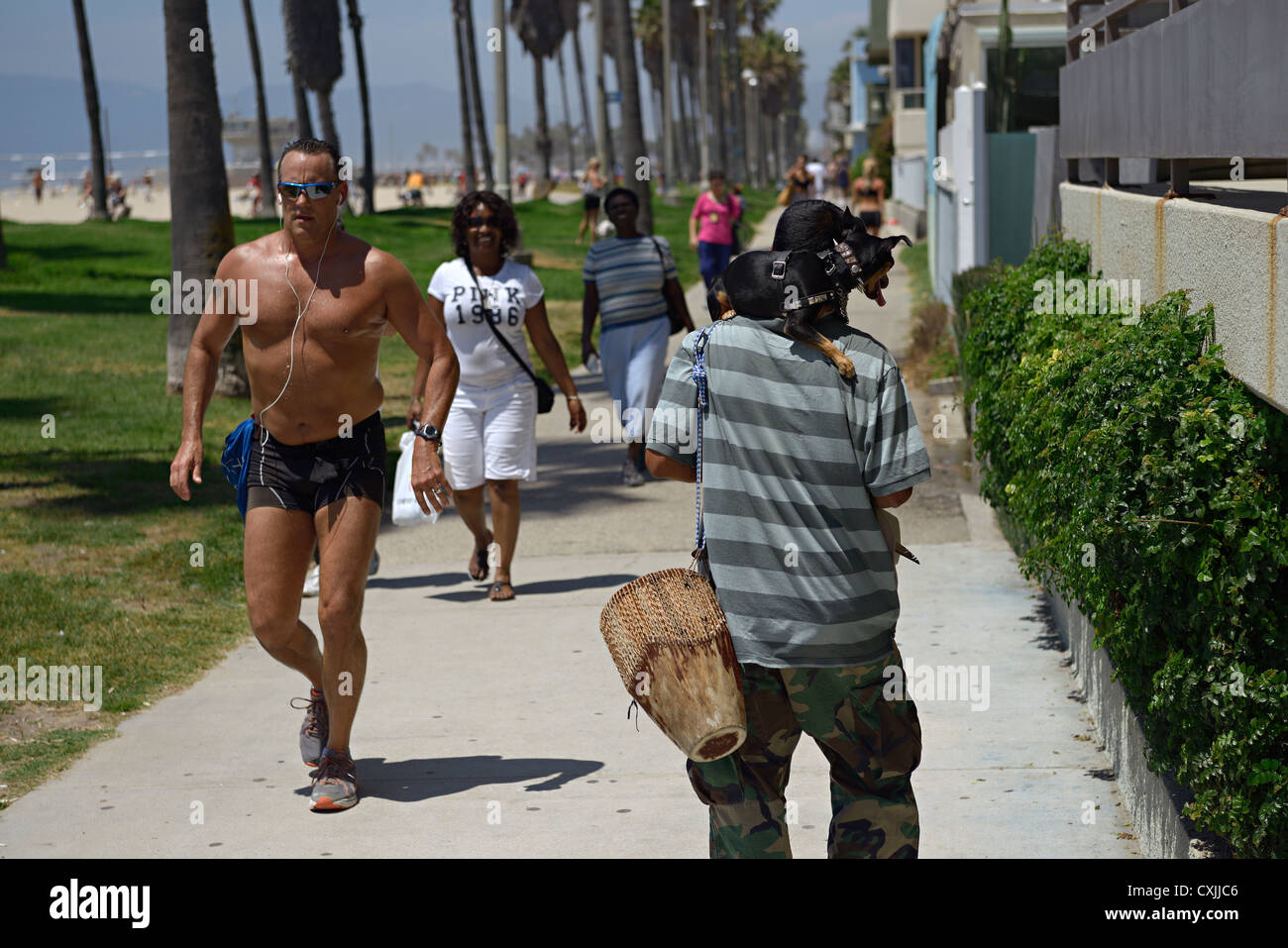 venice beach boardwalk usa Stock Photo - Alamy