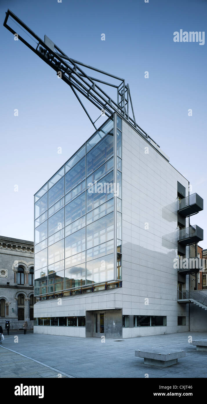 Dame Square, Dublin, Ireland. Architect: MBM Arquitectes, 2007. Stock Photo