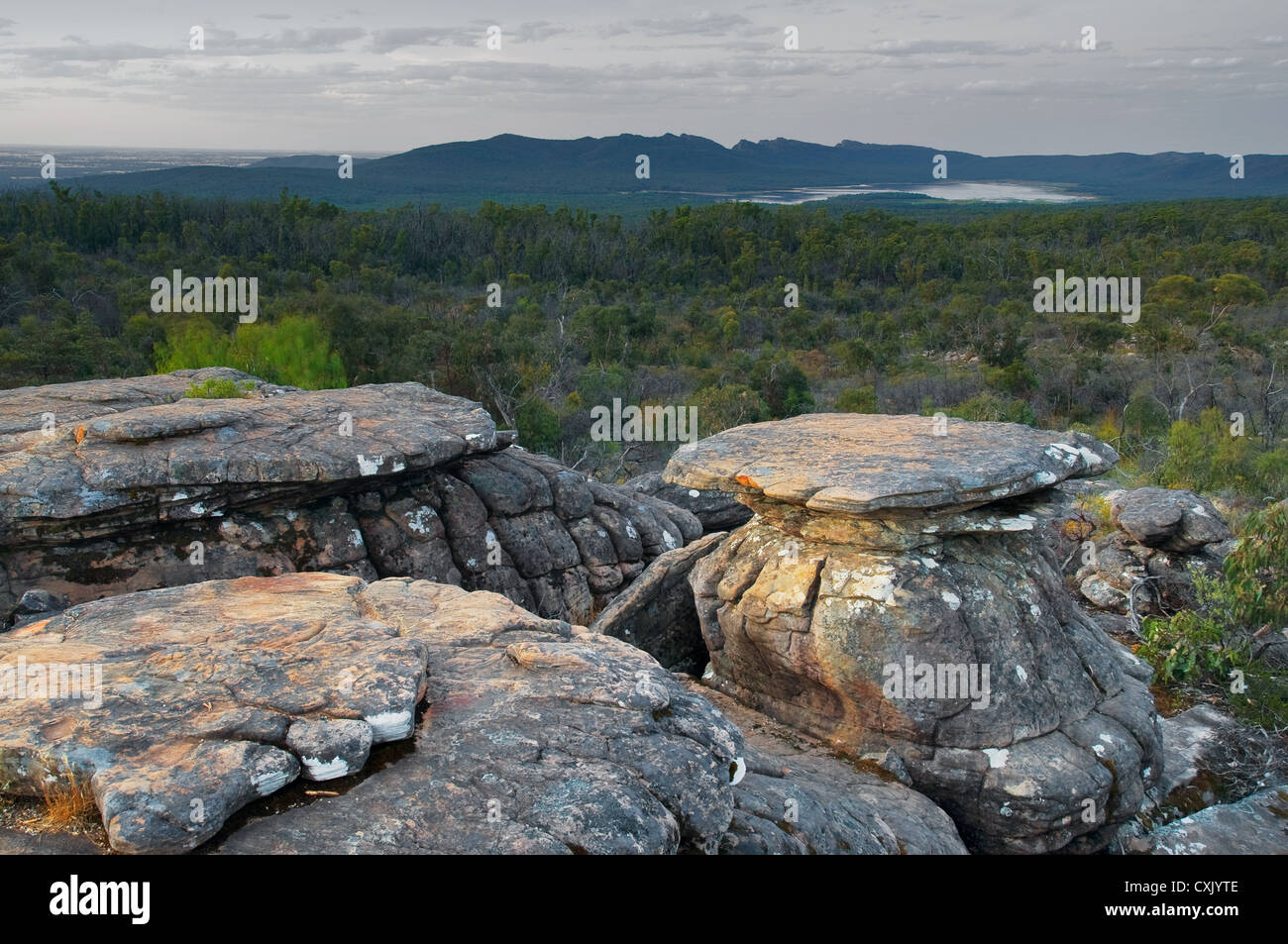 Rock climbing grampians australia hi-res stock photography and images ...