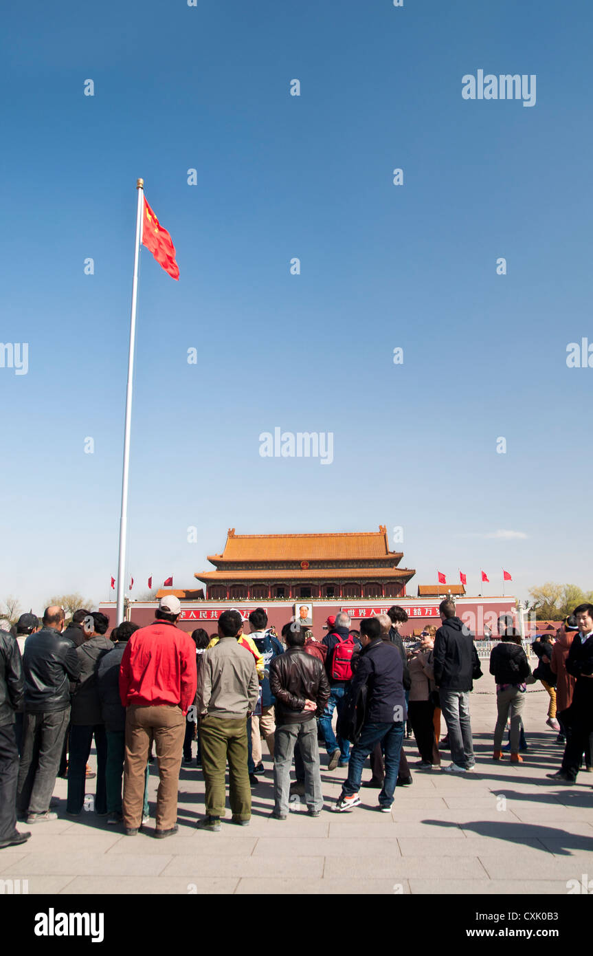 Chinese tour group in Tiananmen Square, Beijing Stock Photo