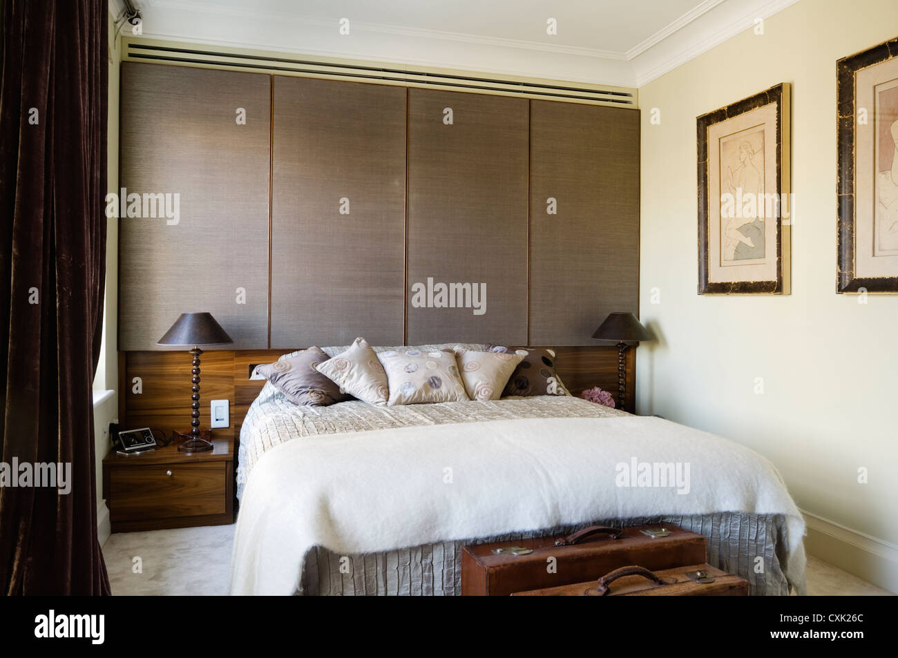 colour day interior bedroom double bed pillow textured bed cover quilt