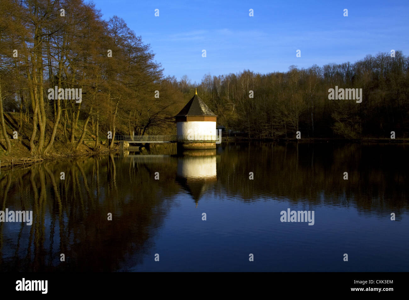 Pump House, Lake Itzenplitz, Schiffweiler, D Stock Photo Alamy
