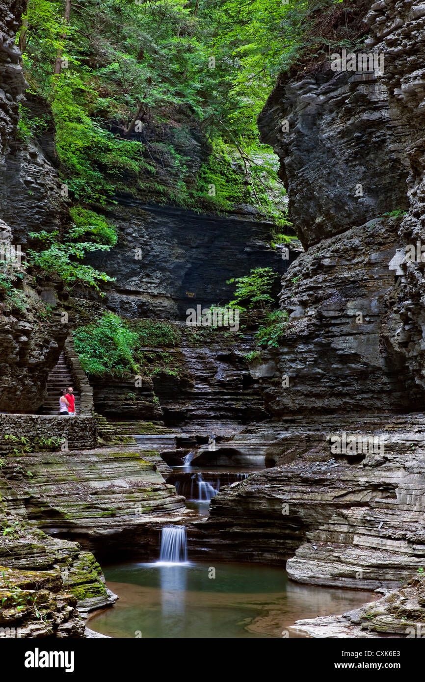 Watkins Glen State Park is a 400-foot-deep (120 m) narrow river gorge in upstate New York Stock Photo