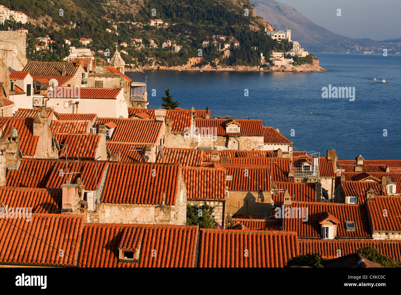Red tiled rooftops Dubrovnik Croatia Stock Photo - Alamy