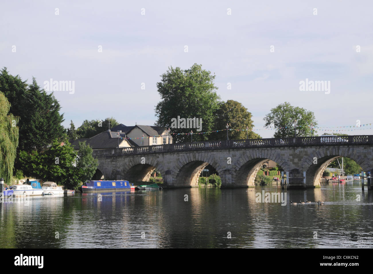 Maidenhead Bridge over River Thames Berkshire Stock Photo - Alamy