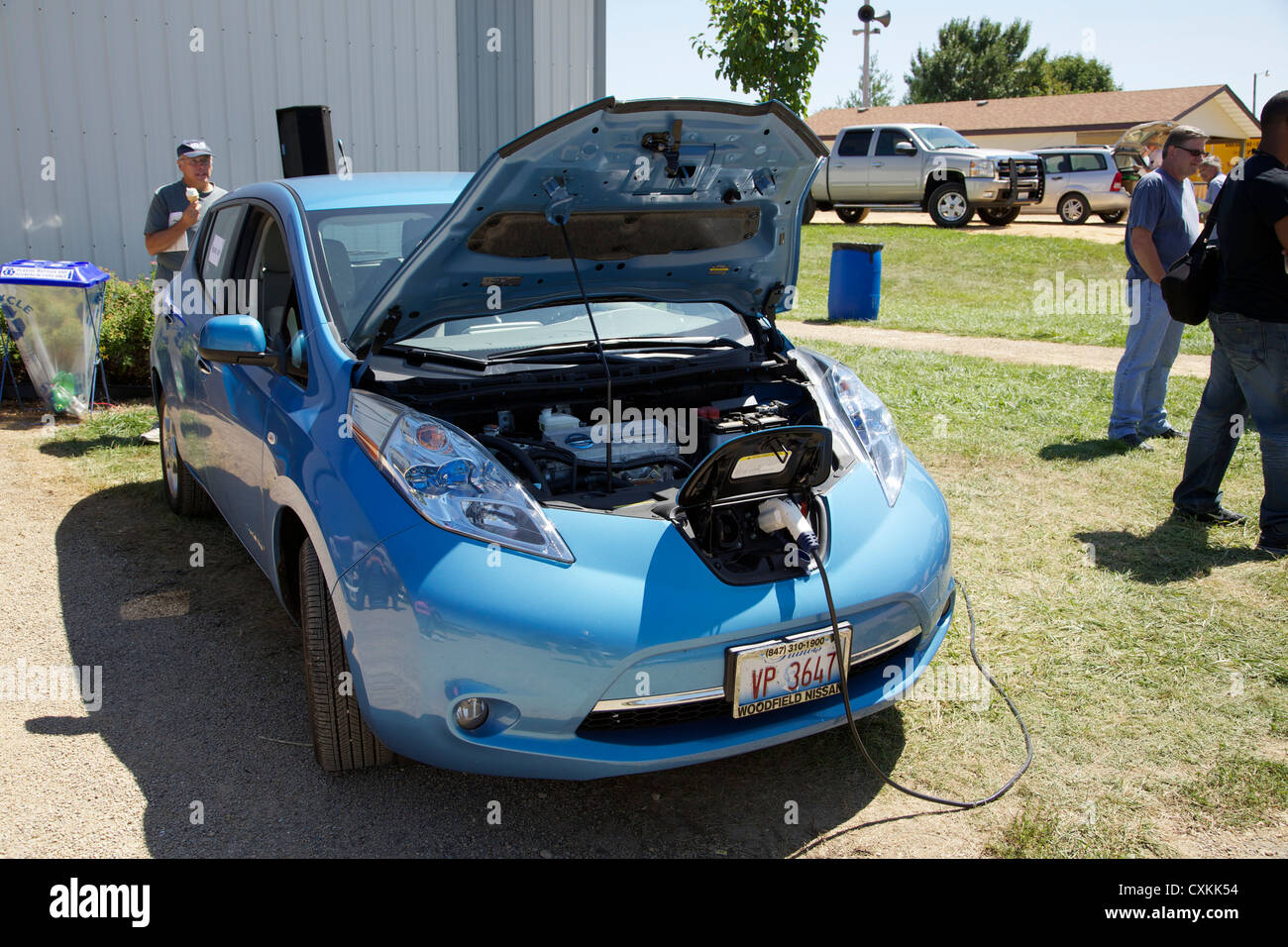 Nissan Leaf recharging. Renewable energy fair, Oregon, Illinois Stock Photo