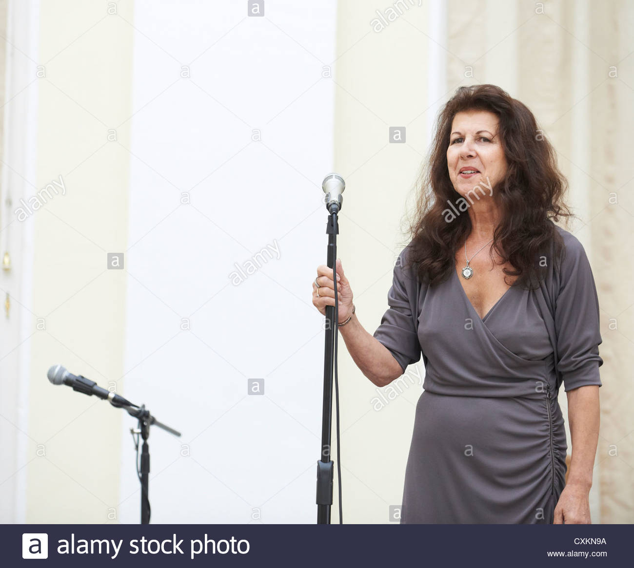 Elkie Brooks High Resolution Stock Photography and Images Alamy