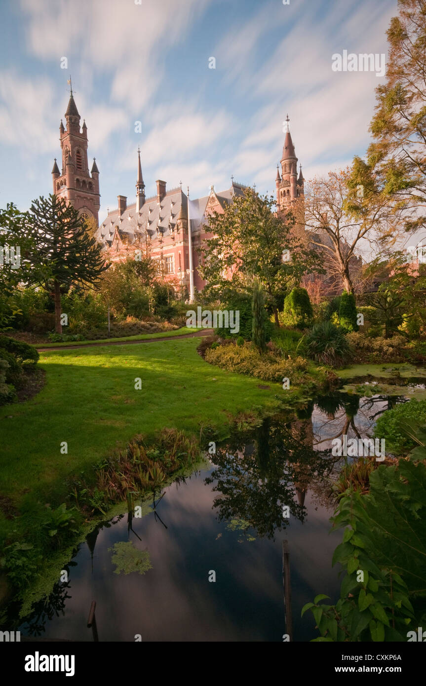 The Peace Palace (Vredespaleis), Carnegieplein, Den Haag, Netherlands Stock Photo Alamy The Peace Palace (Vredespaleis), Carnegieplein, Den Haag, Netherlands Stock Photo Alamy