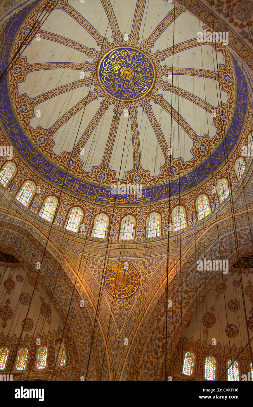 Beautiful Mosaic Interior Art Works Inside Blue Mosque Or