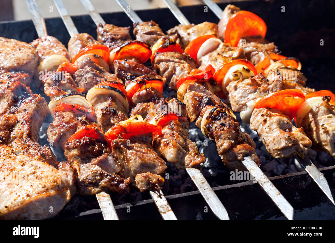 Red hot carbons hi-res stock photography and images - Alamy