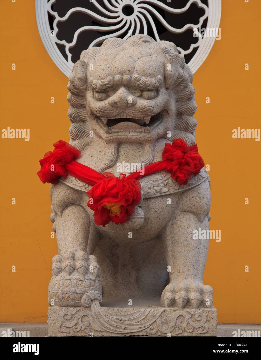 stone lion statue in china Stock Photo Alamy