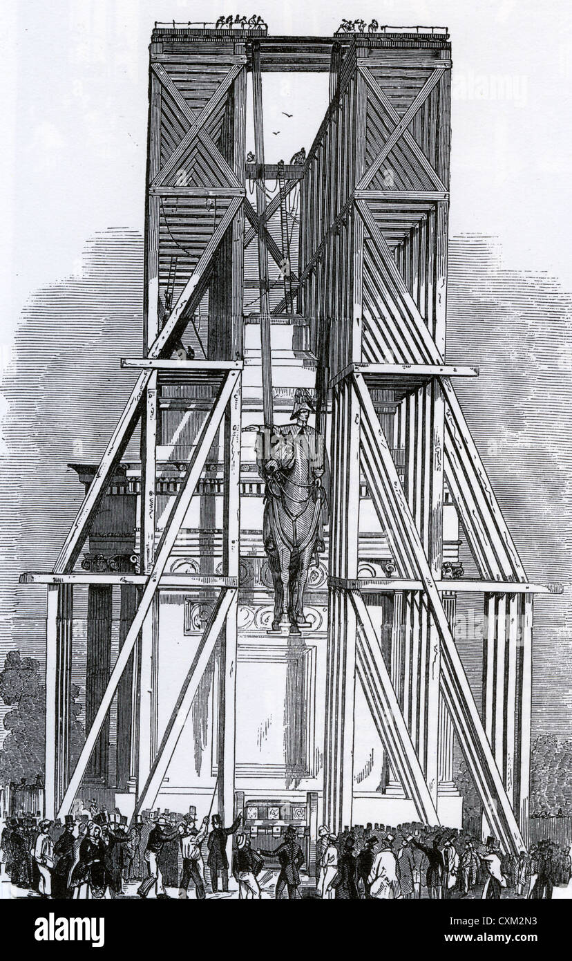 DUKE OF WELLINGTON  Raising his statue at Hyde Park Corner in 1844 Stock Photo