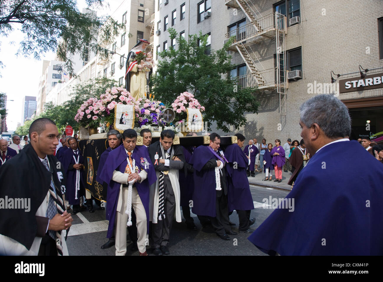 The annual Santa Rosa de Lima Estados Unidos EEUU procession in New York Stock Photo
