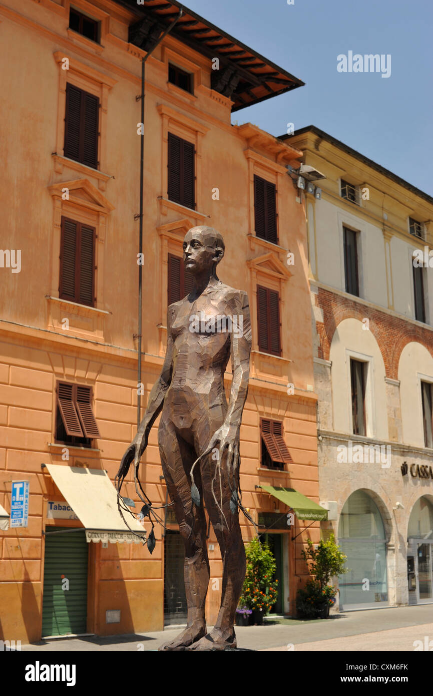 Modern sculptures hires stock photography and images Alamy